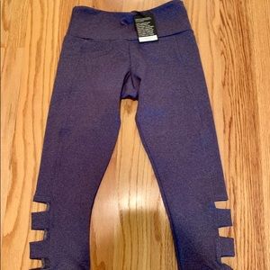 💕 Onzie Capri Leggings 💕